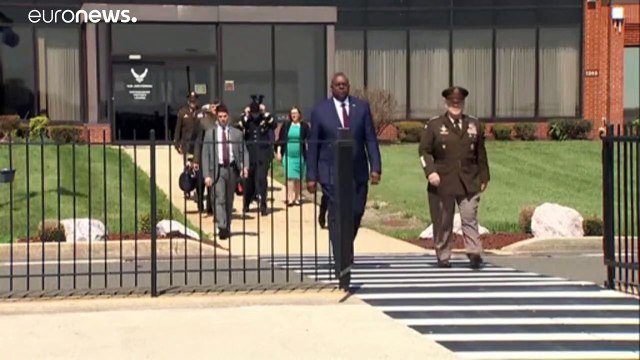 بعد أن سلم مهماته: آخر قائد عسكري أمريكي بأفغانستان يعود إلى واشنطن إيذانا بانتهاء أطول حروب أمريكا