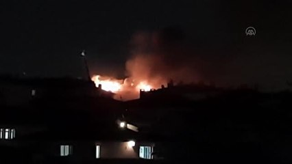 Avcılar'da bir binada yangın çıktı