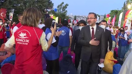 Bakan Kasapoğlu, "Gençler Asla Unutmaz" programında konuştu