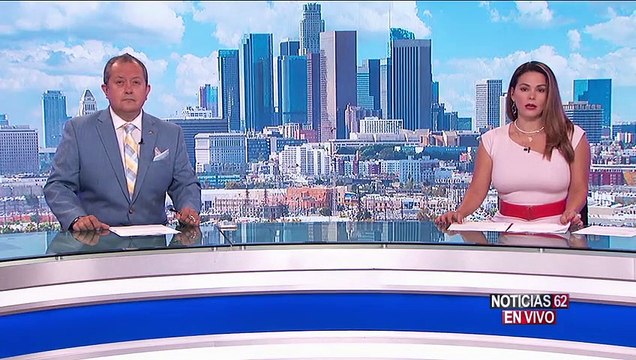 El Gobernador de California firma un plan presupuestario que incluye expansión de cheques de estímulo