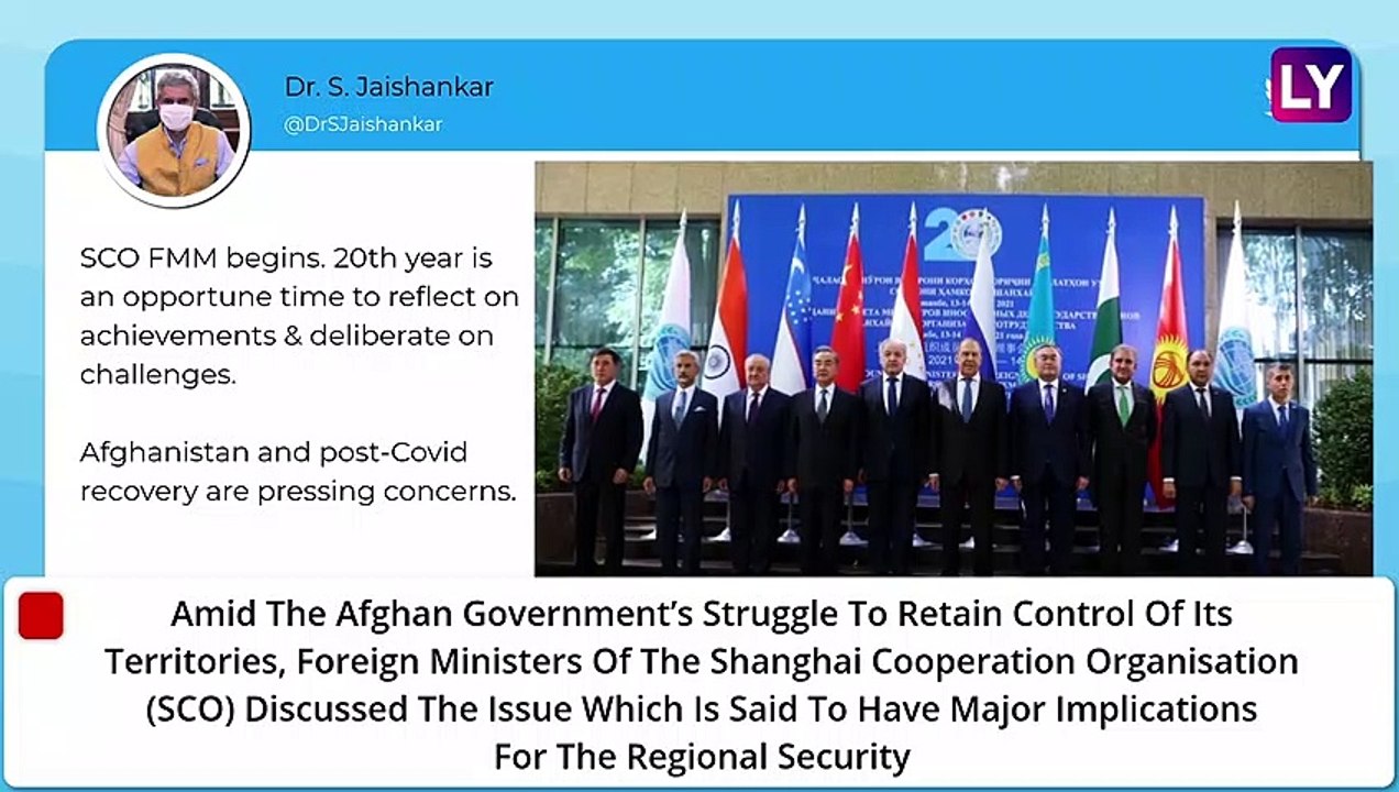 Taliban Capture Pak-Afghan Border Crossing At Spin Boldok - Chaman Area, Raise Flag