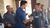 Sağ beke transfer yapamayan ve Gökhan'la yolları ayıran Fenerbahçe, kaptan Ozan Tufan'a sarıldı