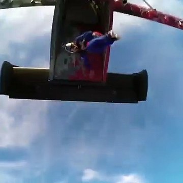 Adrenalin zirve yaptığı an skydiving