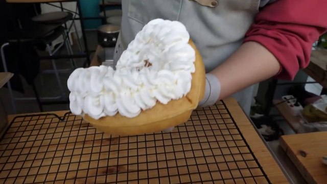 Waffle With Whipped Cream - Korean Street Food