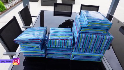 CACHE CACHE CADEAUX DANS LA VILLA ! (qui trouvera le plus de cadeaux )