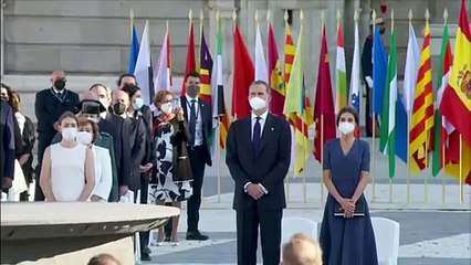 Los Reyes, muy emocionados, presiden el homenaje de Estado a las víctimas de la pandemia