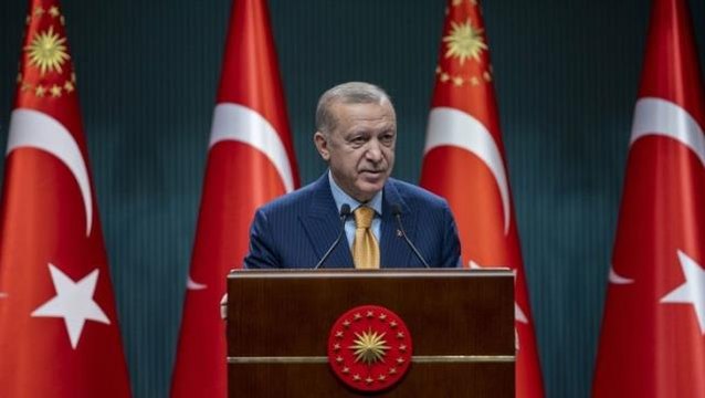 Son Dakika! Cumhurbaşkanı Erdoğan kritik mesajı 15 Temmuz gecesi ilk bombanın düştüğü noktadan verdi: Kimse bu şanlı mücadeleyi önemsizleştiremez