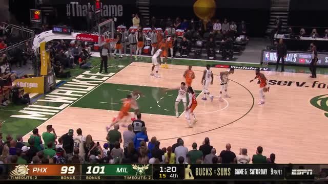 Giannis comes up clutch to deny Ayton