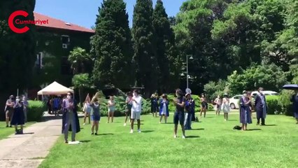 Boğaziçili öğrencilerden şarkılı gönderme