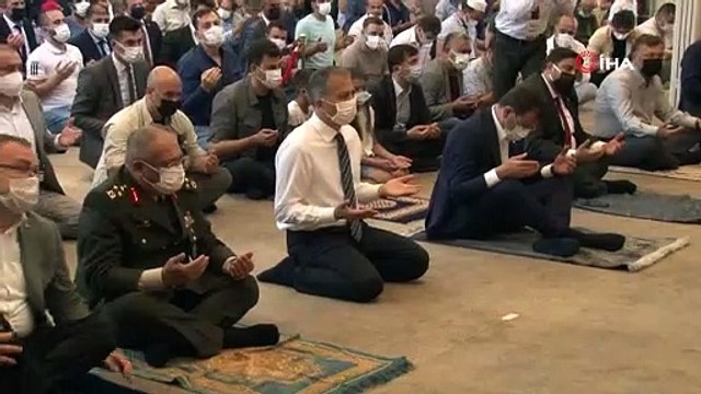 15 Temmuz şehitleri için Taksim Camii'nde mevlit programı düzenlendi