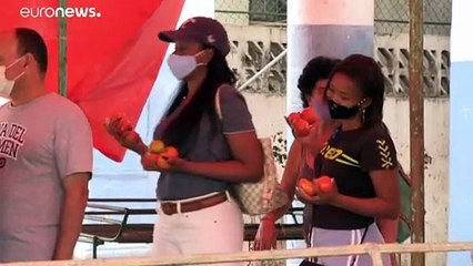 Cuba suspende taxas aduaneiras
