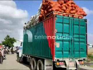 #Telenoticias / Mercados de la frontera reabren sus puertas mientras se mantienen la medida de seguridad / 14 de julio 2021