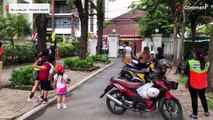 شاهد: القبض على ثعبان ضخم في حديقة عامة في بانكوك بتايلاند
