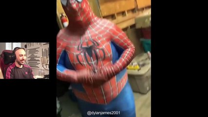 ELLE NOUS MONTRE  SON TALENT CACHÉ