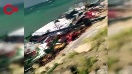 Van Gölü’nde korku dolu anlar...Yolcuları kurtarmak için seferber oldular