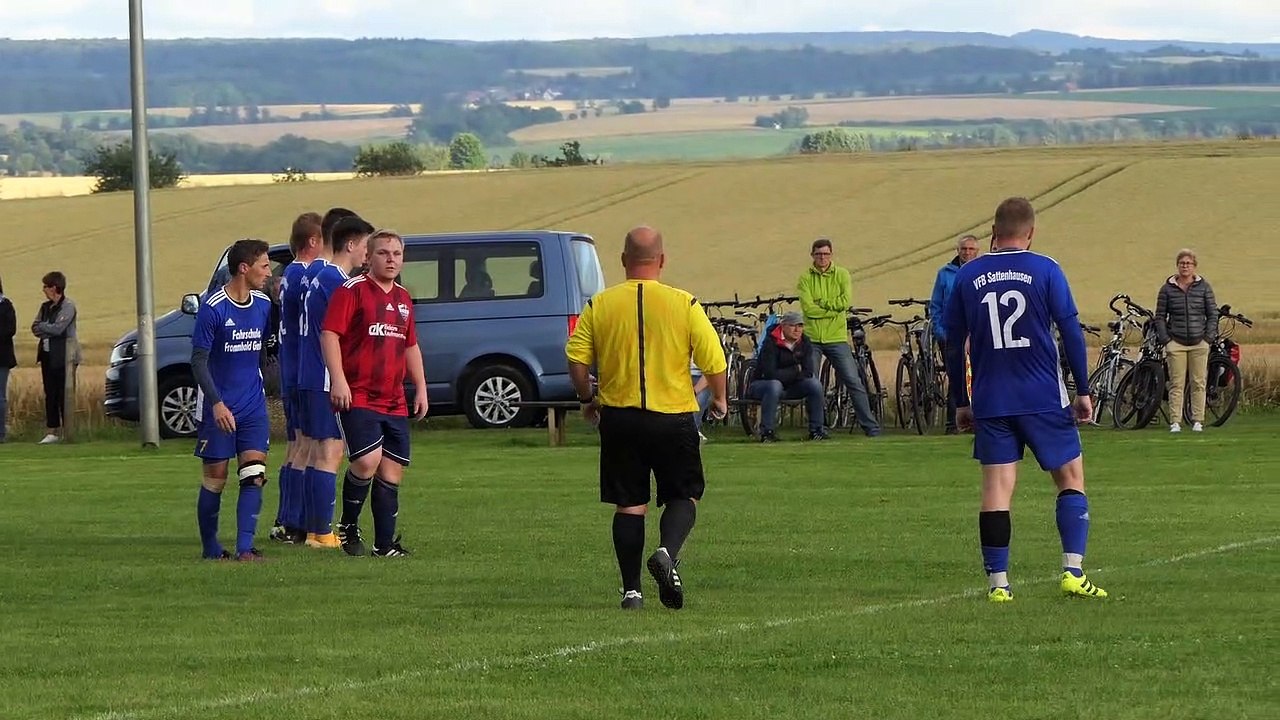 Das 2:0 durch Luka Sambale (LaSeu II) gegen Sattenhausen