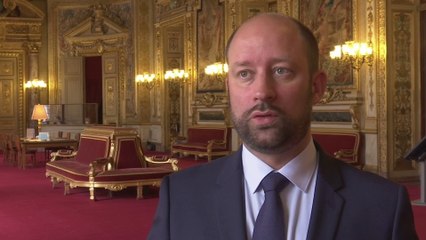 Passe sanitaire: le sénateur Loïc Hervé condamne le changement de pied du gouvernement