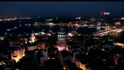 Galata ve Ayasofya'da 15 Temmuz temalı mapping ve koreografi gösterisi