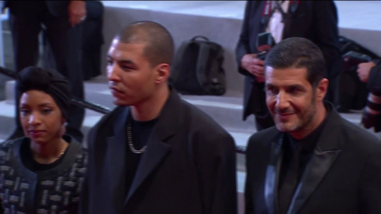 Montée des Marches de l'équipe du film Haut et Fort de Nabil Ayouch - Cannes 2021