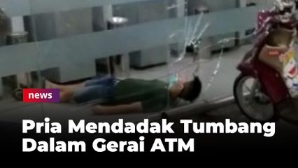 Pria Mendadak Tumbang Dalam Gerai ATM, Kepala Bentur Kaca Hingga Pecah