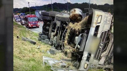 순천-완주 고속도로서 화학물질 운반차 넘어져...수산화나트륨 누출 / YTN
