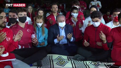 81 ilden gelen sporcular TBMM'de demokrasi nöbeti tutuyor
