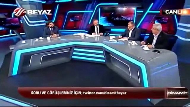 Mehmet Metiner canlı yayında ağladı