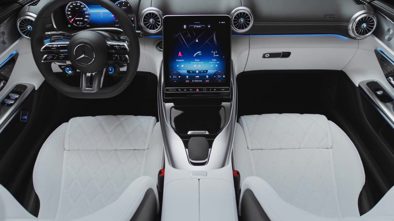 Exklusive Einblicke in das Interieur des neuen Mercedes-AMG SL