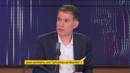 La seule façon de vivre libre, c'est de se faire vacciner", répète Olivier Faure, Premier secrétaire du Parti socialiste