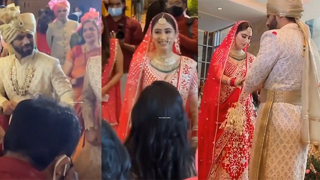 Rahul Vaidya Disha Parmar ने जमकर किया Dance, Baraat और Dulhan की Entry हुई खास | Boldsky