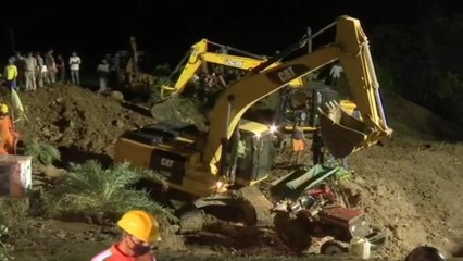 MP: Slab broke and over 30 people fell into well in Vidisha