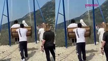Rusya'da iki kadın uçurumun kenarındaki salıncaktan düştü!