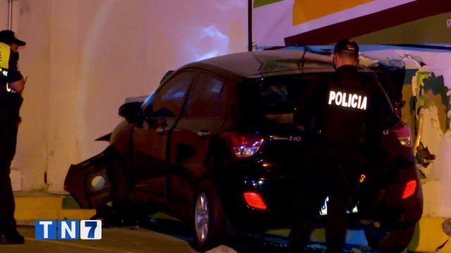 tn7-hombre-muere-tras-chocar-contra-muro-en-san-jose-160721