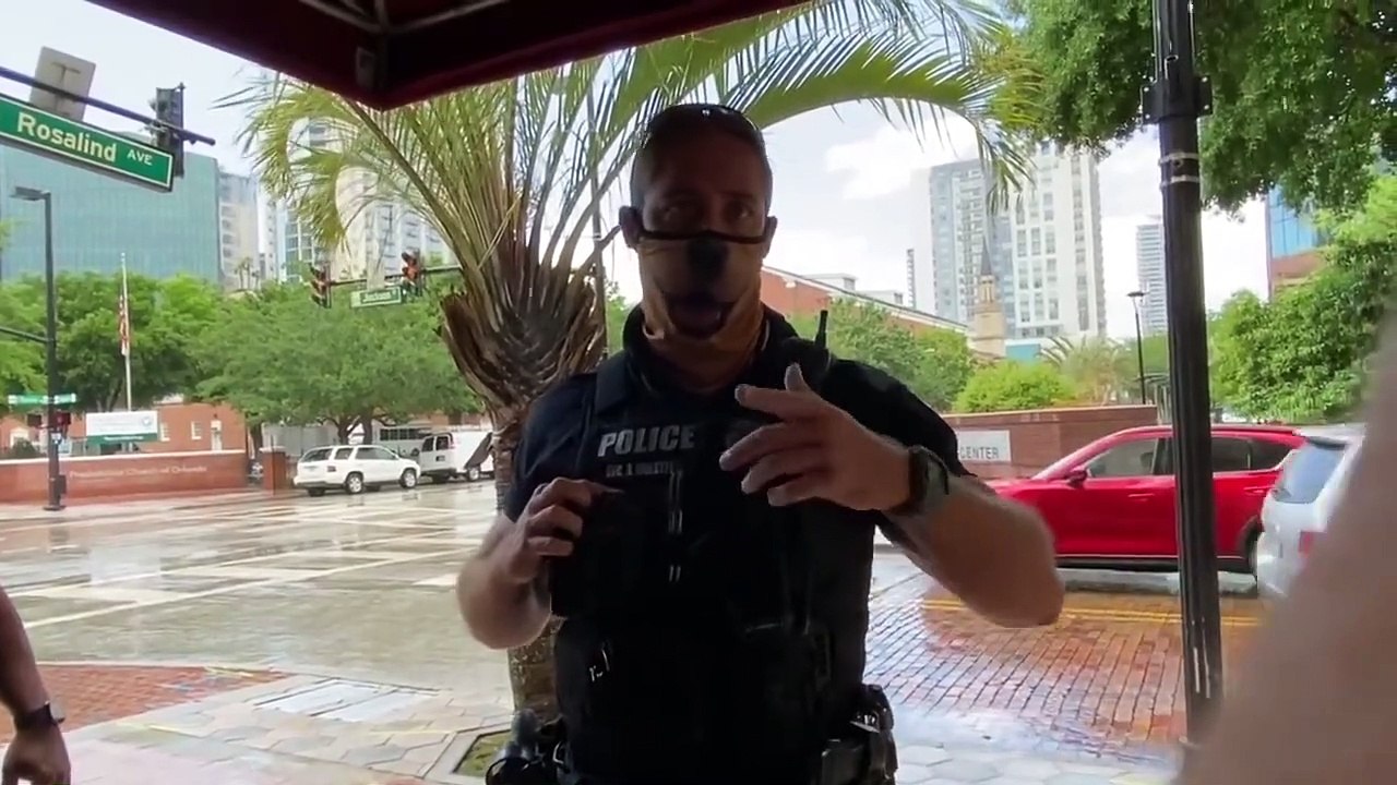 Crazy at the tax collectors office over men with cameras in Orlando Florida  (MUST SEE)-V072oiaEe78