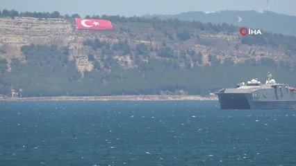 ABD Donanması'na ait 'USNS Yuma', Çanakkale Boğazı'ndan geçti