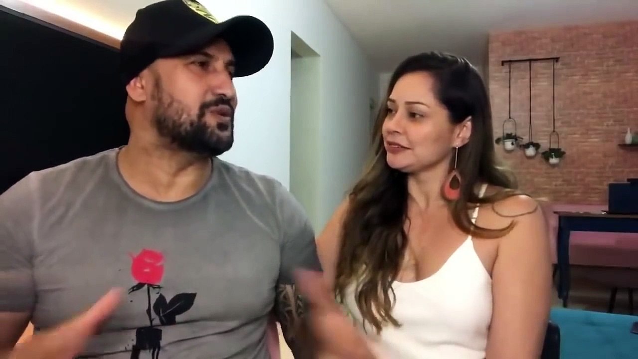 APRENDA MASTURBAR O CLÍTORIS - DEA E JAL