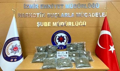 Son dakika haberleri: İzmir'de otoyol gişelerinde uyuşturucu operasyonu: 3 gözaltı