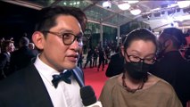 Le cinéaste Jae Rim Han sur les marches pour Emergency declaration - Cannes 2021