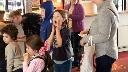 Literature prize-winner calls for focus on arts to improve Tasmania's literacy