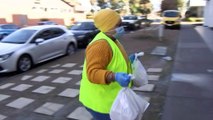 Sikh volunteers delivering fresh meals to Victorians stuck in lockdown
