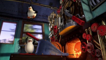 Madagascar 3 Europe's Most Wanted Movie Clip - King Julien in Love