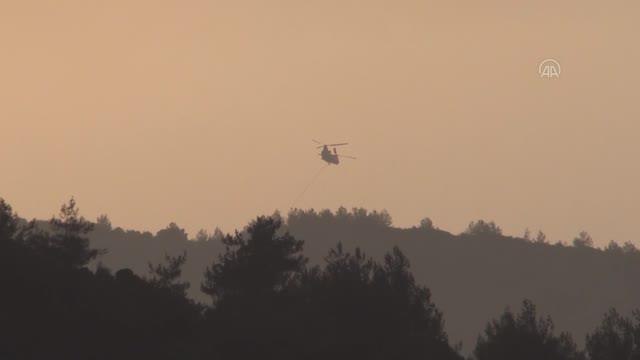 Hassa ilçesindeki orman yangınına havadan ve karadan müdahale ediliyor