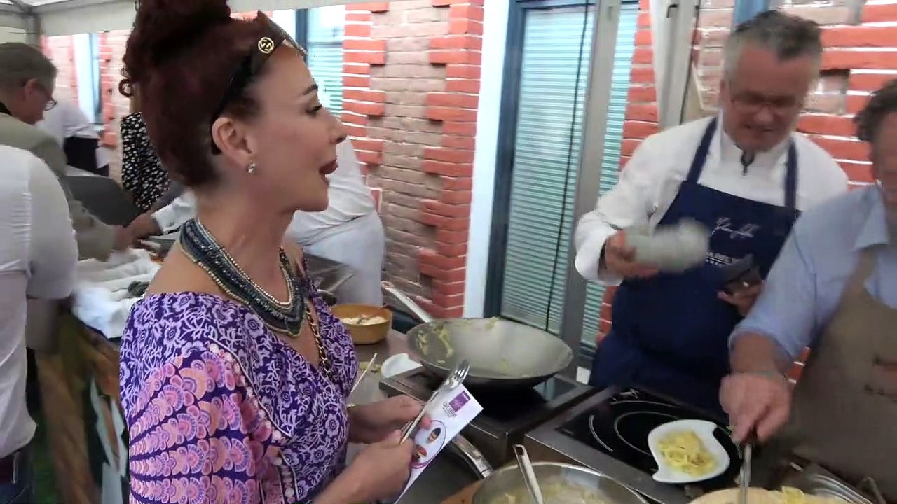 Eröffnungsfest mit Star Köchen  Lafer und Domschitz in Jürgen Steinbrecher´s CASA DEL VINO Ternitz