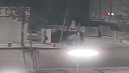 Tekmeli tokatlı kız kavgası kamerada