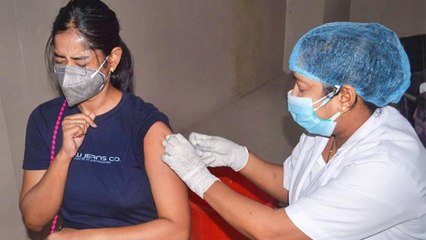 Corona Vaccine की Second Dose से कुछ लोगों में क्यों दिख रहे हैं ज्यादा Side Effects? जाने कारण