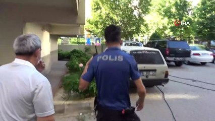 Bursa’da ilginç olay: İşe gitmek için arabasının yanına gitti, arabasında tanımadığı birinin uyuduğunu gördü