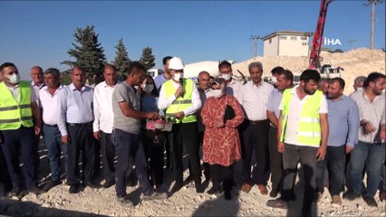 200 kişiye istihdam sağlayacak fabrikanın temeli atıldı