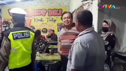 Pemilik Warkop Menyiram Petugas PPKM Dengan Air Panas