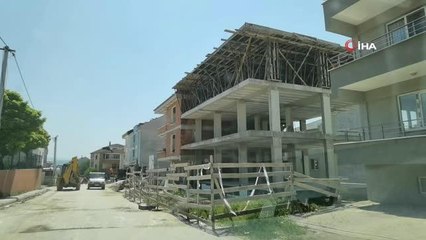 İnşaatın 3. katından düşen işçi ağır yaralandı