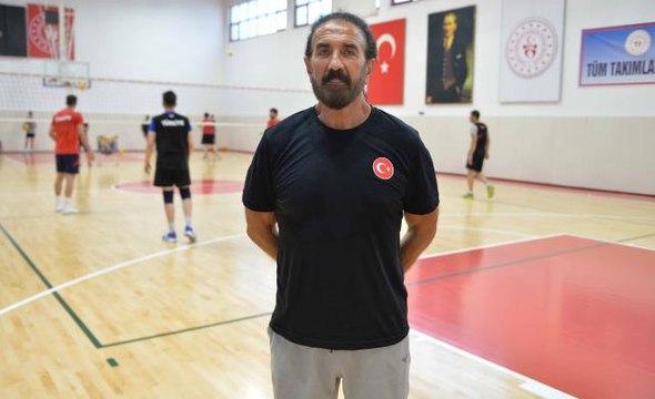 İşitme engelli milli voleybolcular dünya şampiyonu unvanını korumak istiyor